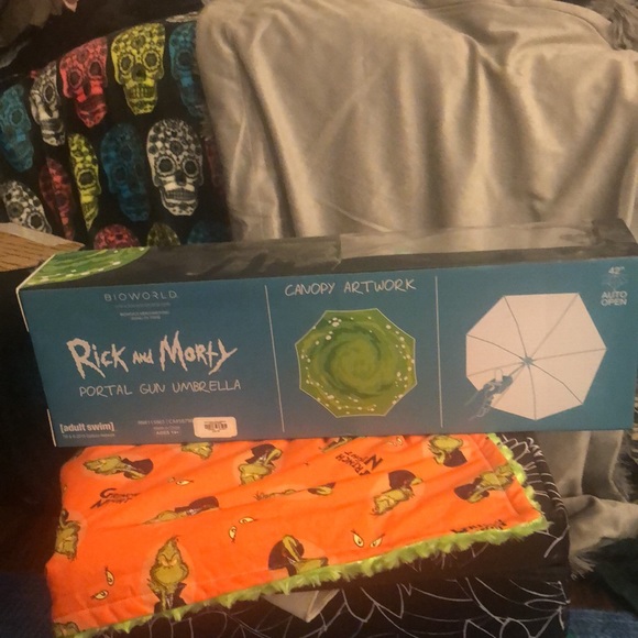Rick and Morty portal gun umbrella - Picture 6 of 7